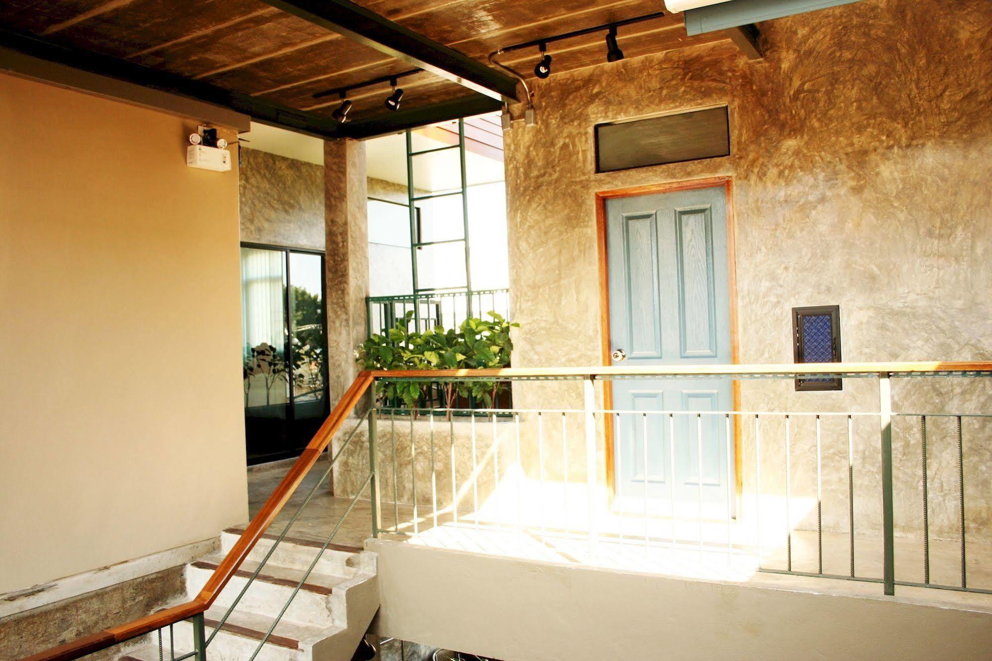 Plern Plern Bed And Bike Otel Chiang Mai Dış mekan fotoğraf